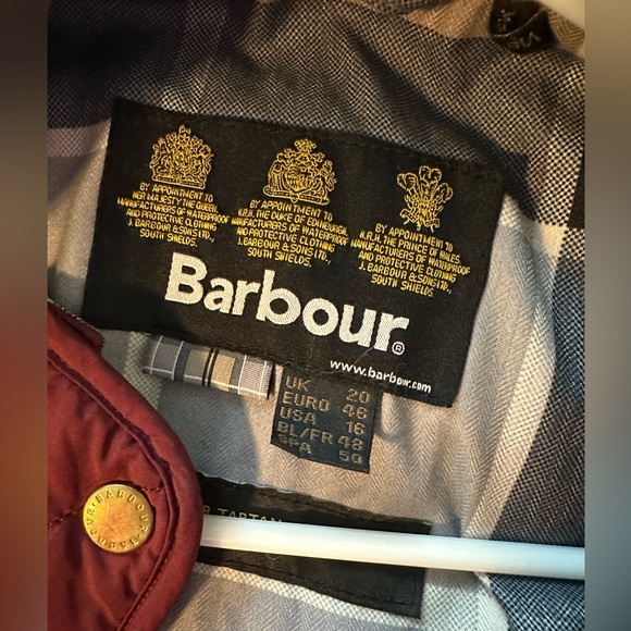 Barbour Burgundy Quilted Jacket - Picture 5 of 6